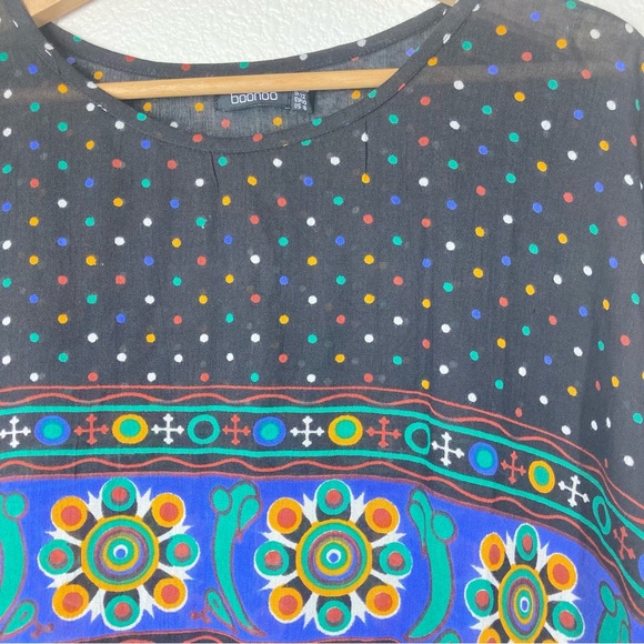 Boohoo Flowy Floral Blouse Size 18 Short Sleeves Black Colorfull Top ruffles - Picture 10 of 13